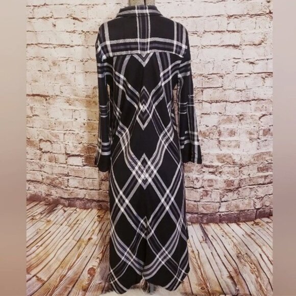 Women's Max Studio Plaid Shirt-Dress - Picture 4 of 7